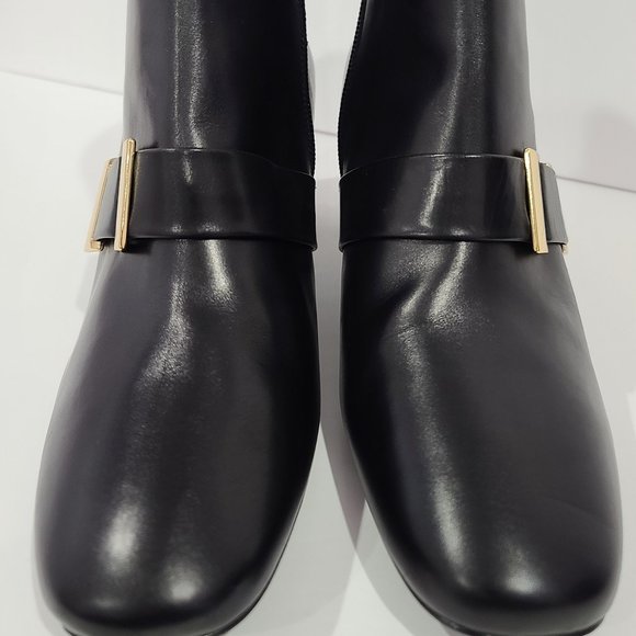 SALE! ✅ DELMAN Black Calfskin Leather Ankle Boot Gold Strap Buckle 9M ✨NEW - Picture 14 of 16